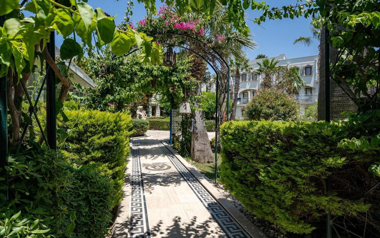 Golden Beach Resort & Spa Bodrum Exterior photo